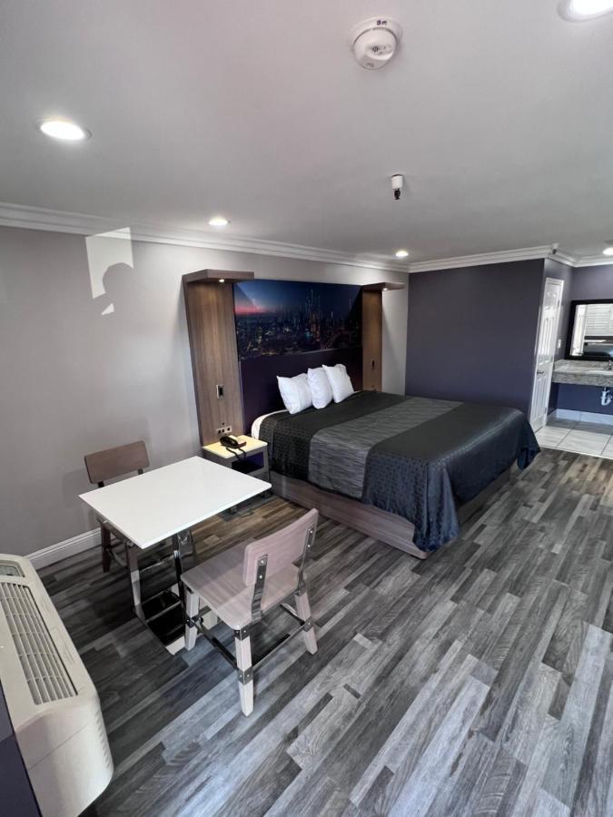 Paradise Inn 몬테벨로 외부 사진
